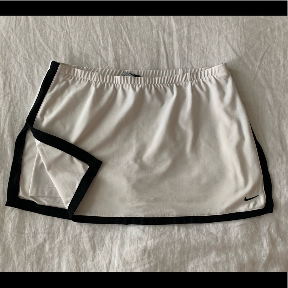 Nike dri-fit tennis skirt